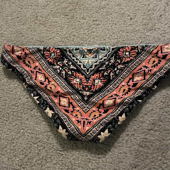 Billabong Reversible bottoms - Picture 2 of 5